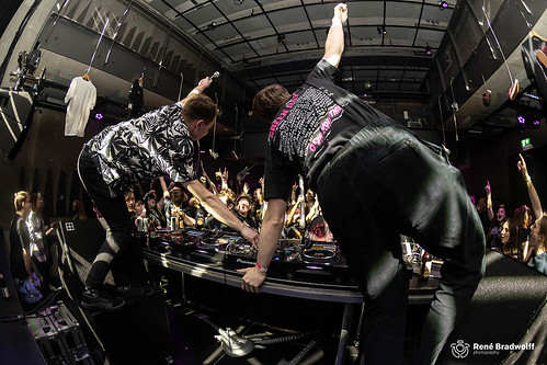 52616833514_0327043866